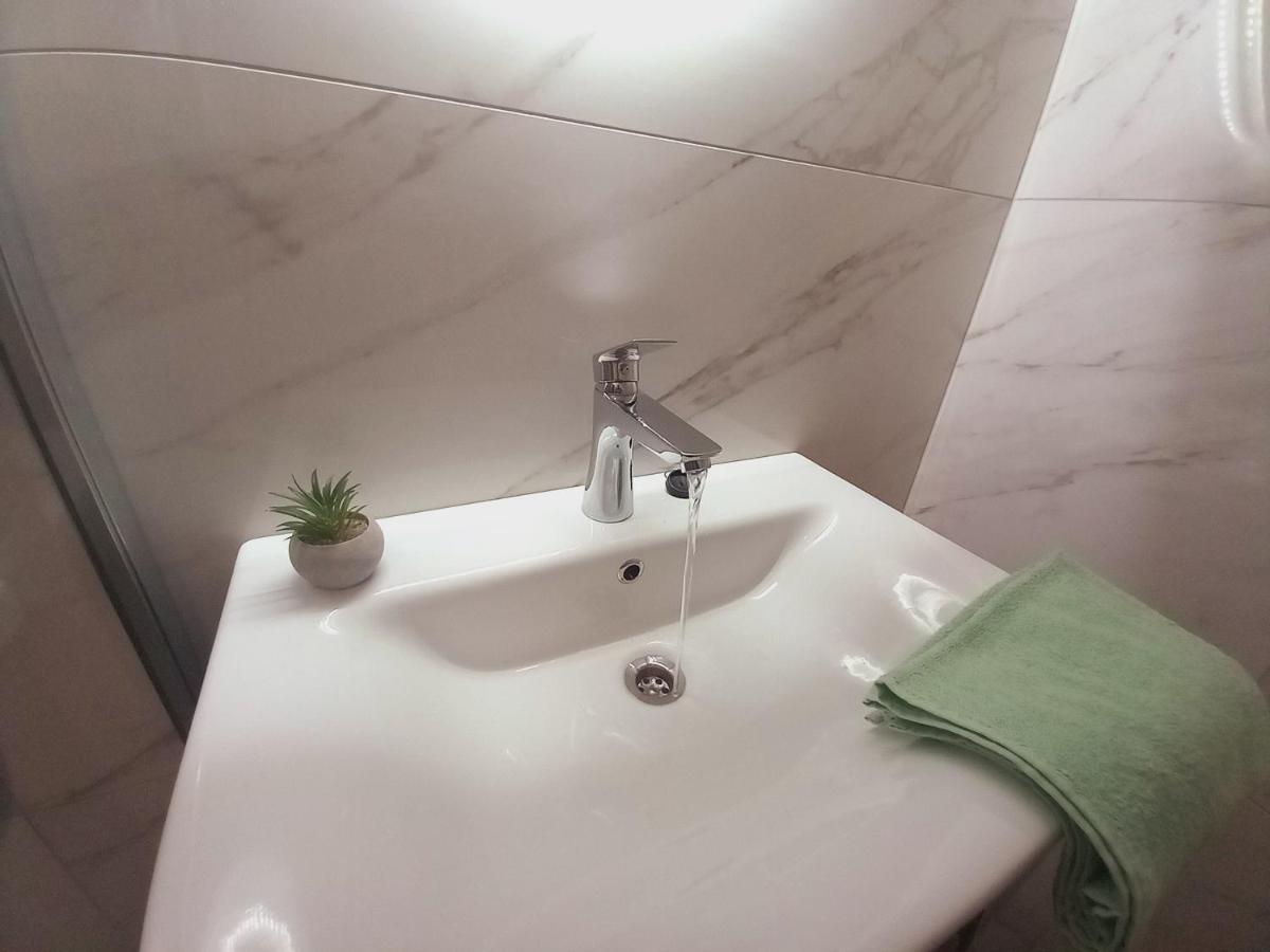 Apartman La Marija Prizba Luaran gambar