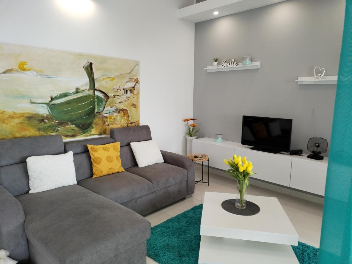 Apartman La Marija Prizba Luaran gambar